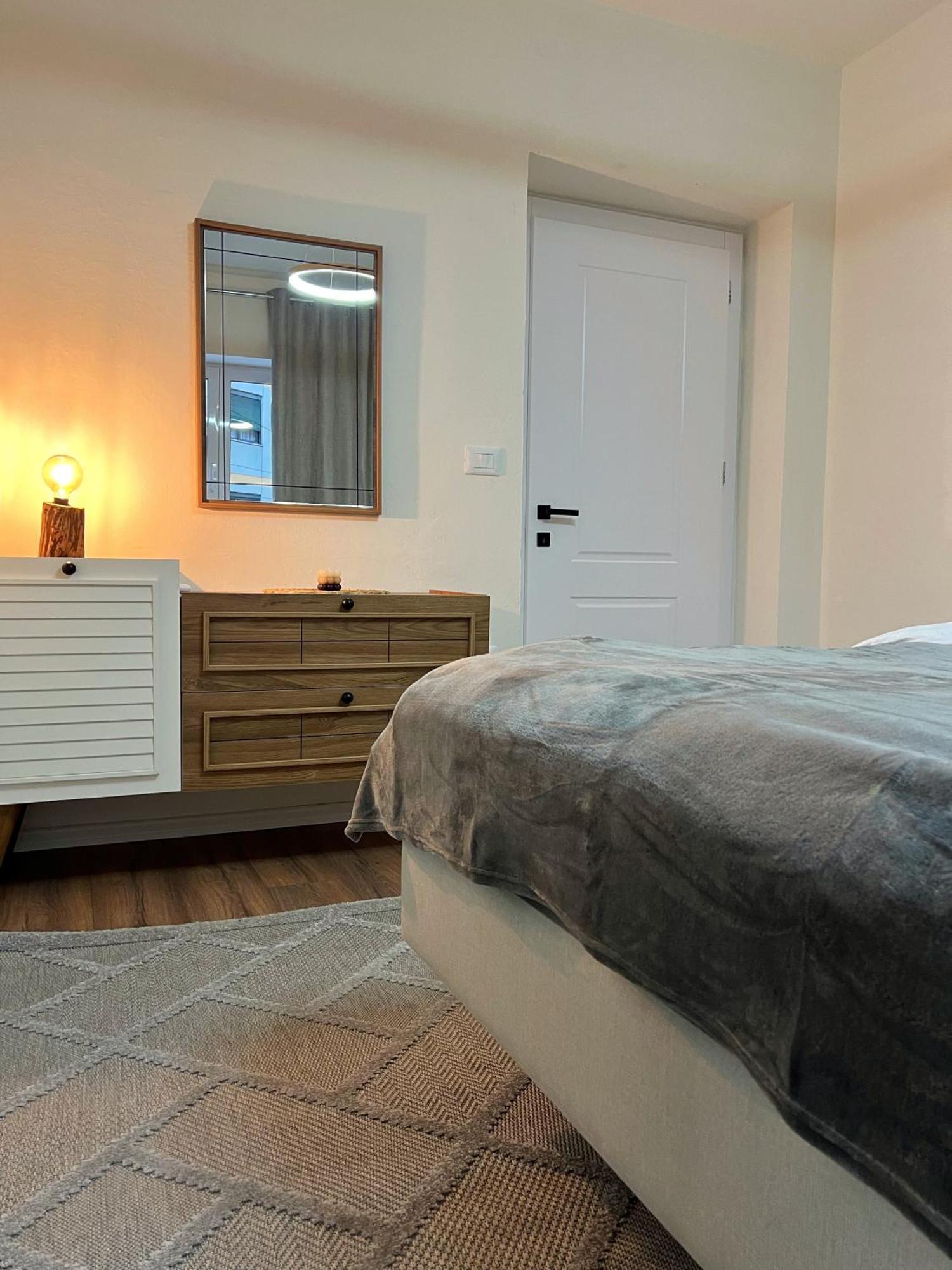 Boho Cane Apartment Tirana Exteriör bild